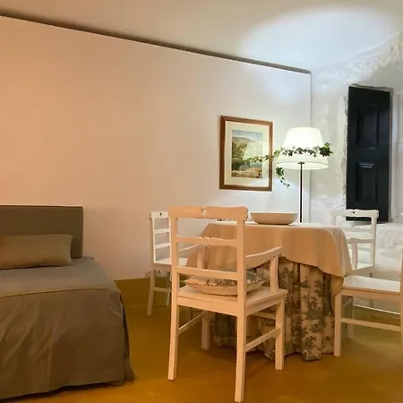 Esquina Do Visconde, Daire